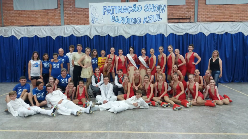 NOITE CULTURAL DEU INÍCIO AO 22ª ANIVERSÁRIO DE NOVA CANDELÁRIA
